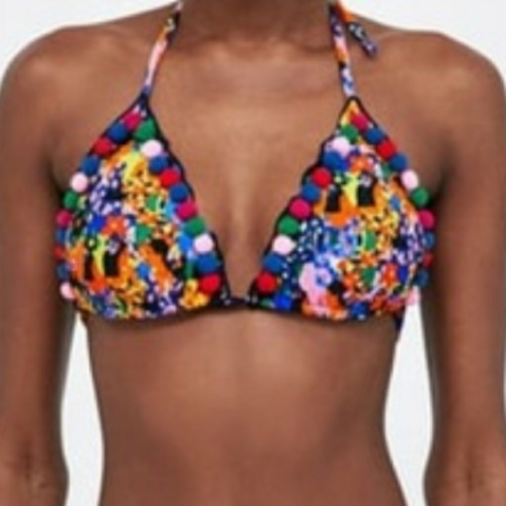 ❤SOLD❤   ZARA // pom pom triangle bikini top - Picture 2 of 4
